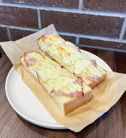 厚切りベーコントースト